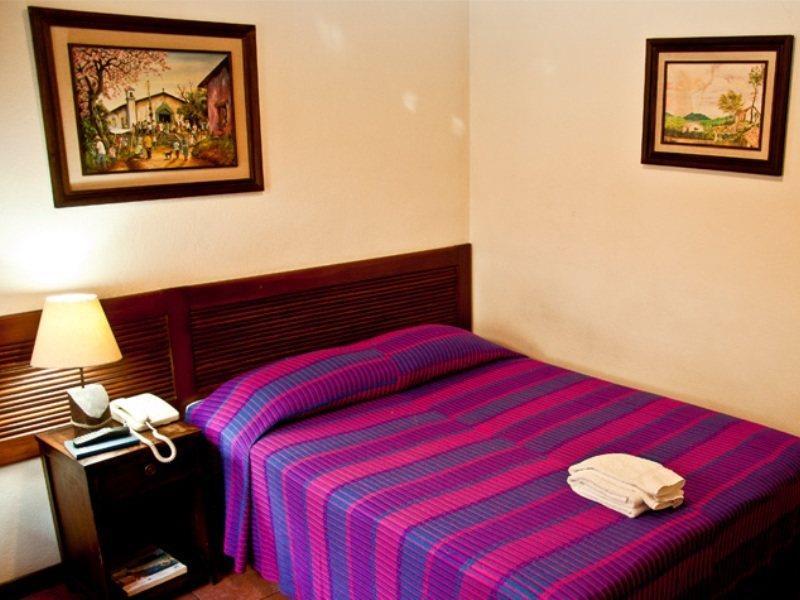 Hotel Arbol De Fuego Σαν Σαλβαντόρ Εξωτερικό φωτογραφία