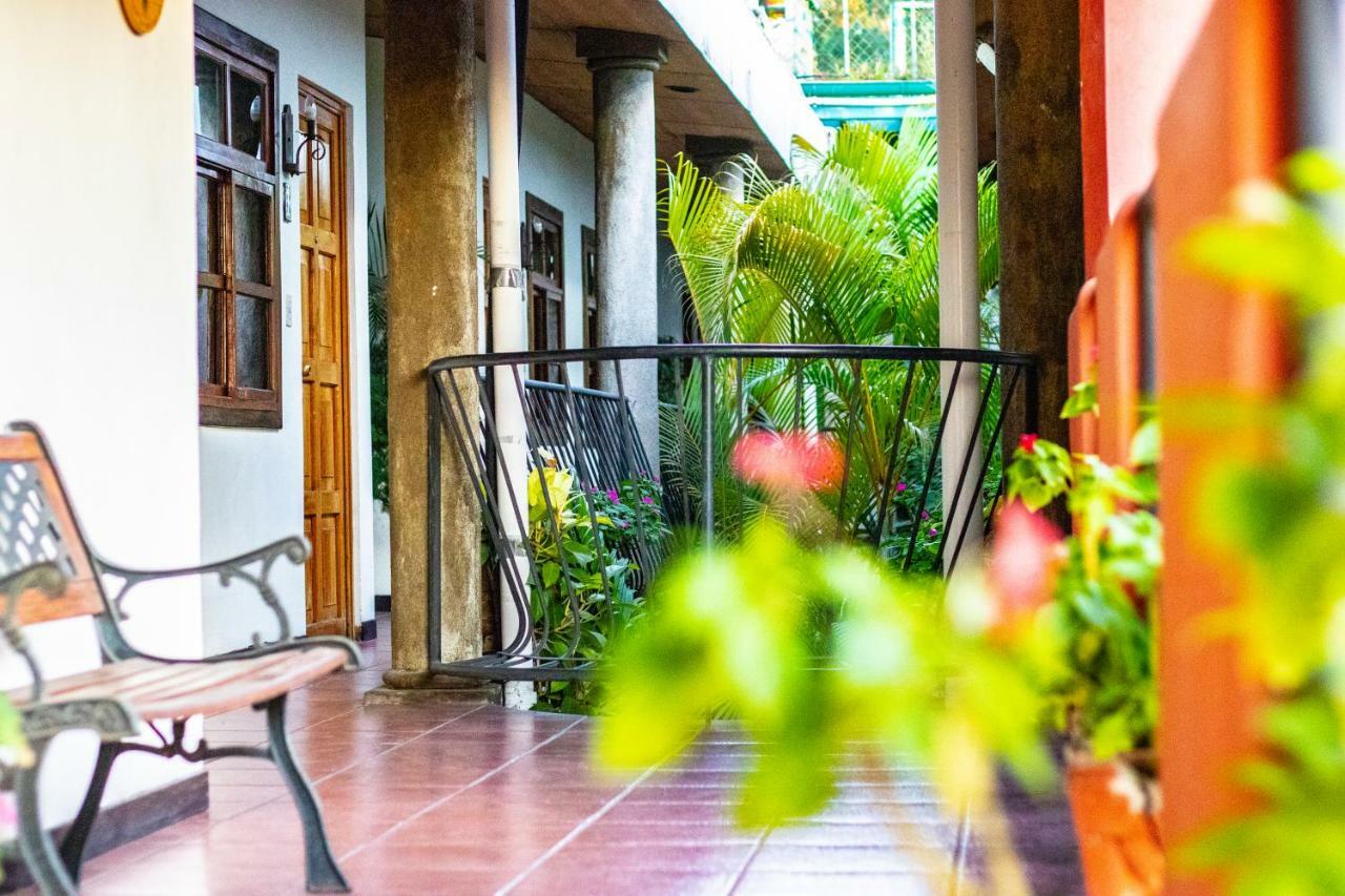 Hotel Arbol De Fuego Σαν Σαλβαντόρ Εξωτερικό φωτογραφία